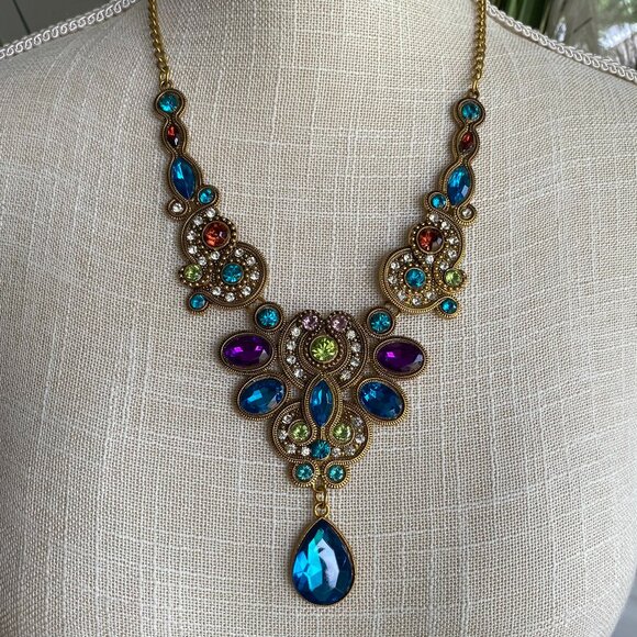 Betsey Johnson Multi Colour Crystal Bib Necklace - Picture 4 of 10